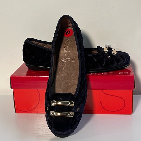 AEROSOLE NIB Sherbet Quilted Navy Velvet Gold Buckle StitchN'Turn PreppyFlats 10 - Picture 1 of 16